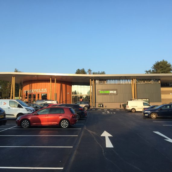 The New Welcome Break Opens at Fleet Services